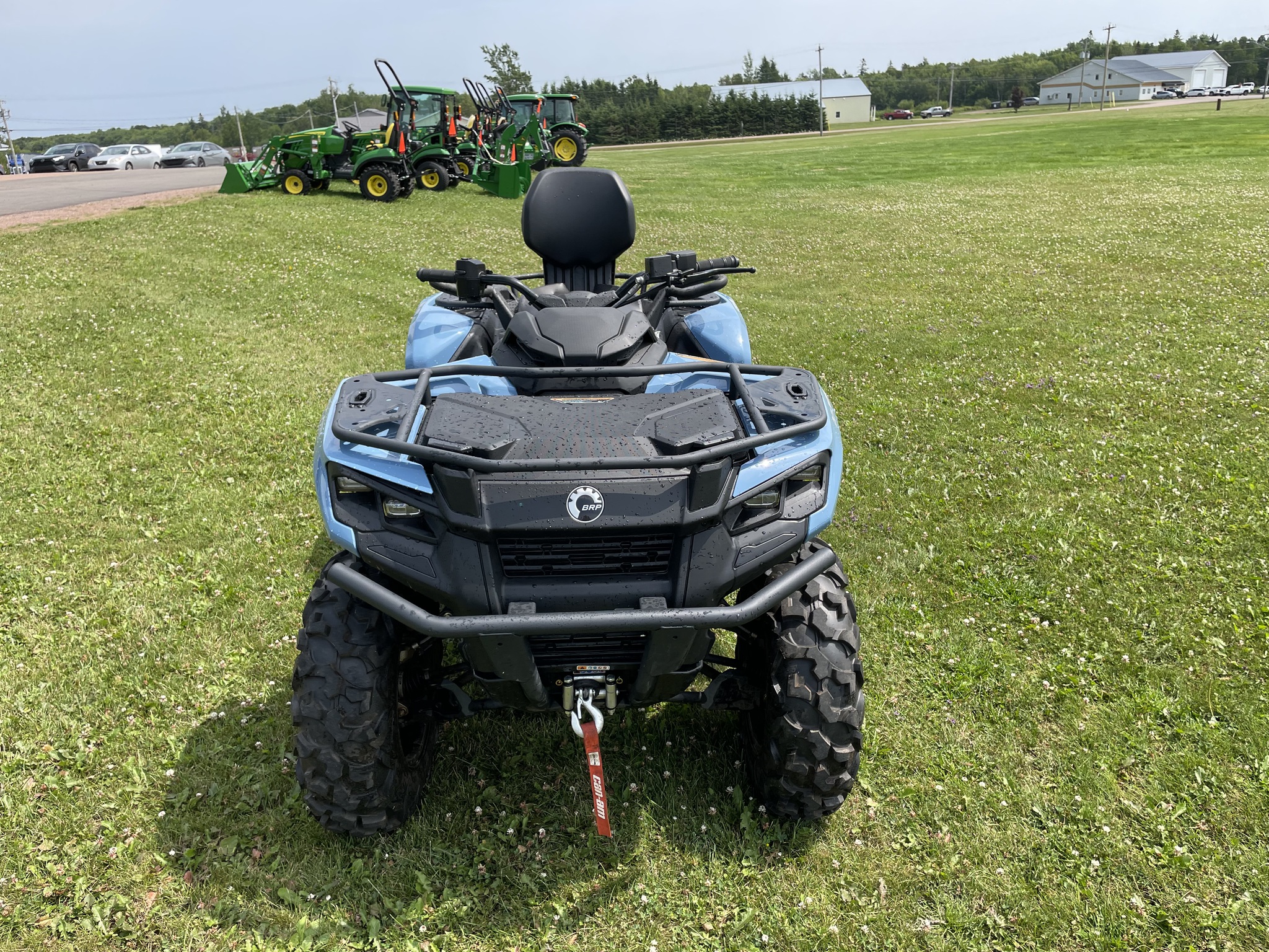 2025 Can-Am Outlander MAX XT 700 Image 4