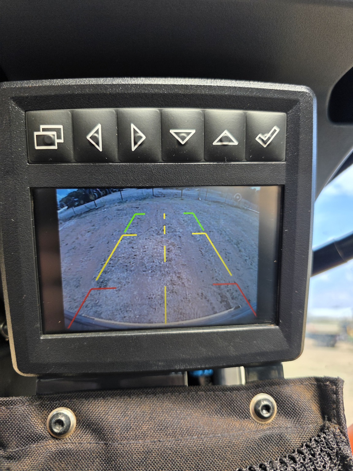 2021 John Deere 333G Image 12