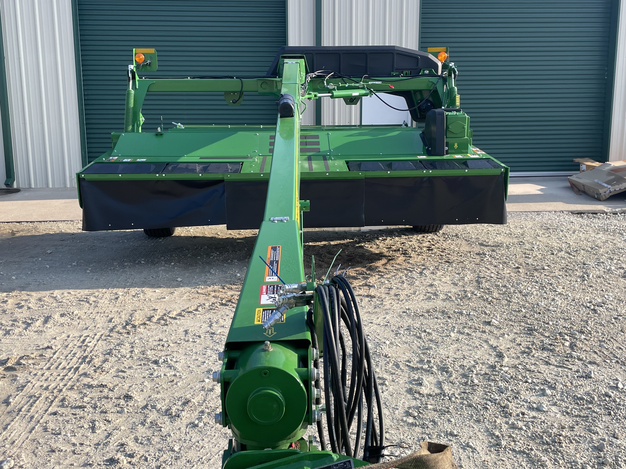 2025 John Deere C400 Image 4