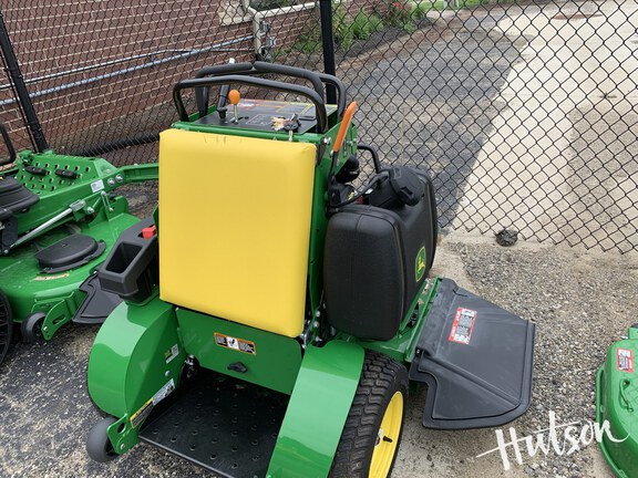 Photo of 2024 John Deere Q810E