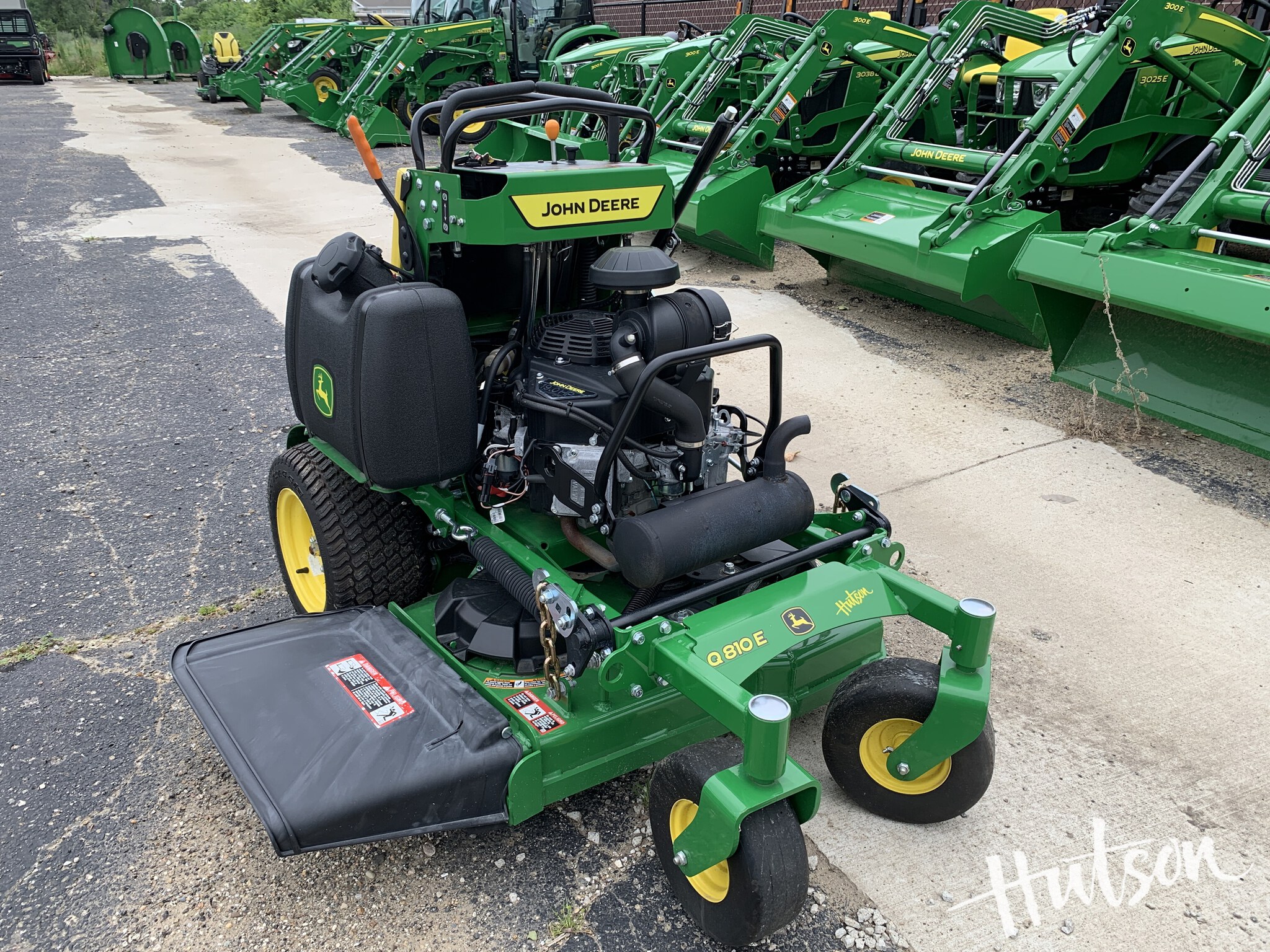 2024 John Deere Q810E