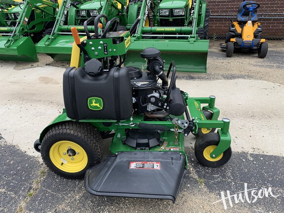 Photo of 2024 John Deere Q810E