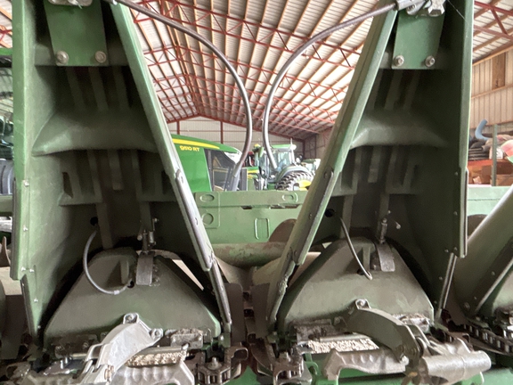 Used 2020 John Deere 712C Corn and Row Crop headers at Koenig Equipment in Anna, OH - Photo7