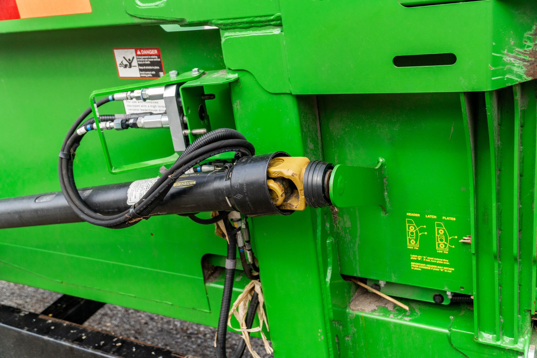 Used 2020 John Deere 712C Corn and Row Crop headers at Koenig Equipment in Greensburg, IN - PhotoXL9