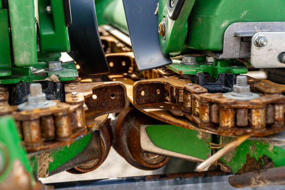 Used 2020 John Deere 712C Corn and Row Crop headers at Koenig Equipment in Greensburg, IN - Photo17