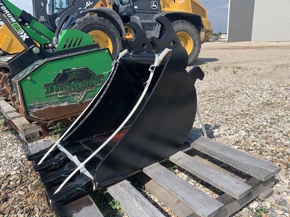 Photo of 2024 John Deere BYT10978