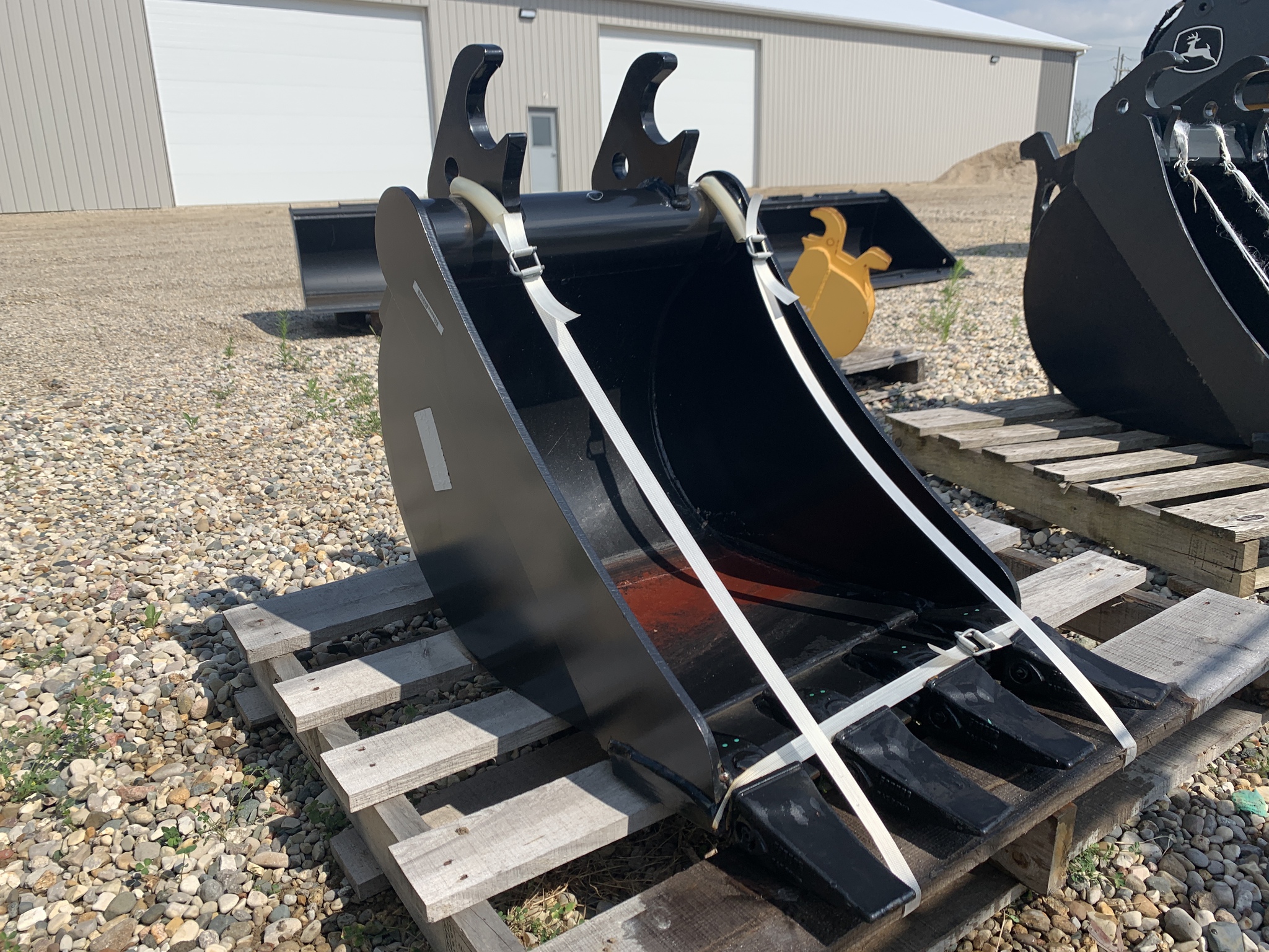2024 John Deere BYT10978