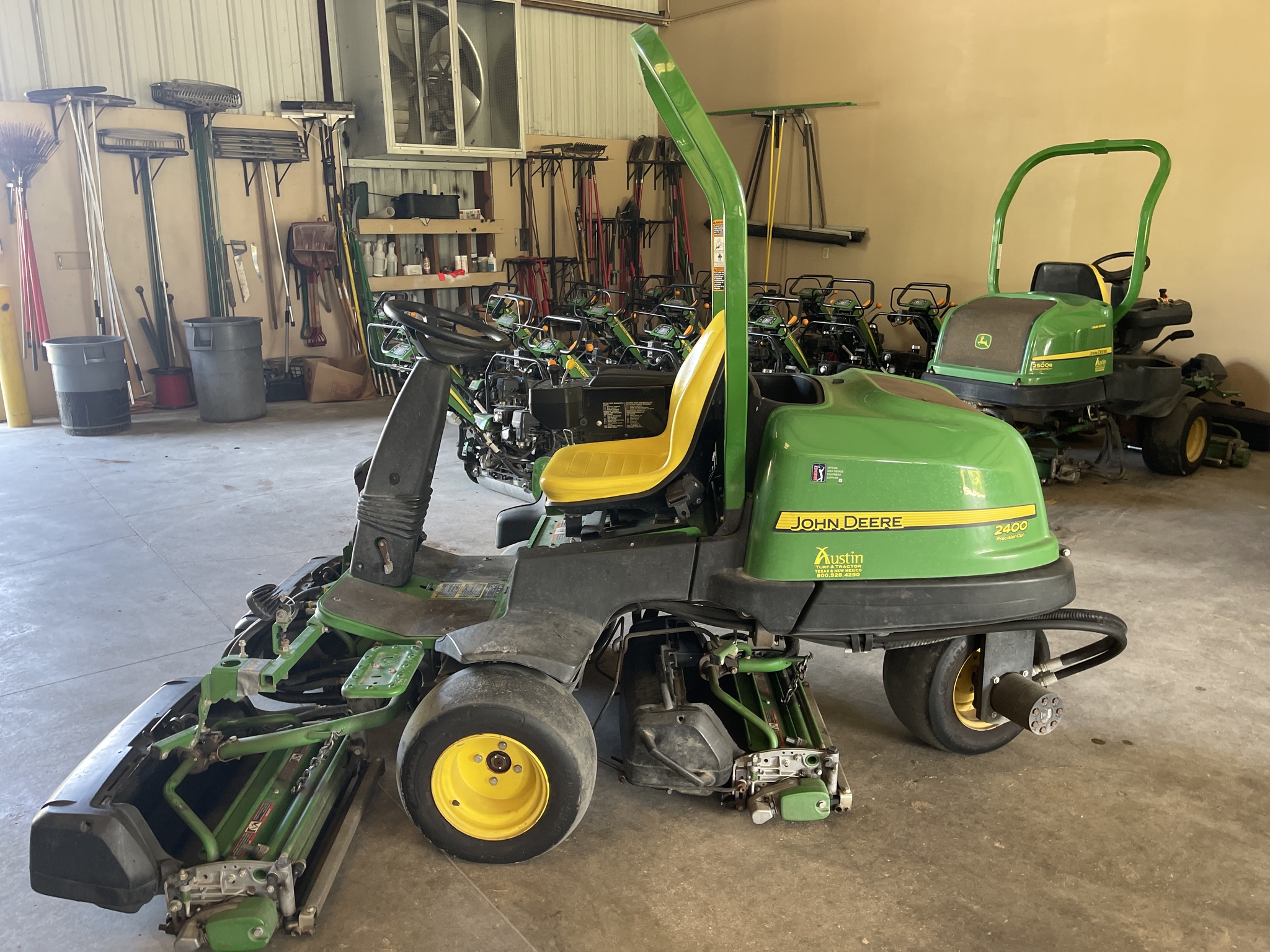 2021 John Deere 2400 Image 1