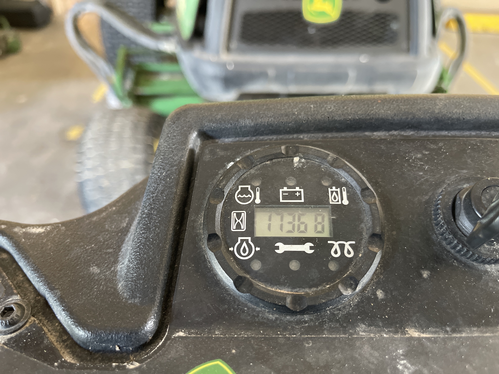 2021 John Deere 2400 Image 10