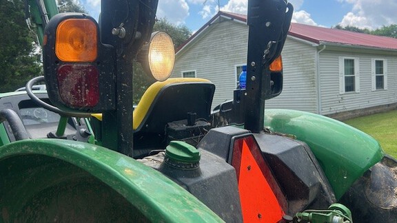 Photo of 2015 John Deere 5055E