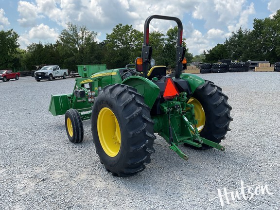 Photo of 2015 John Deere 5055E