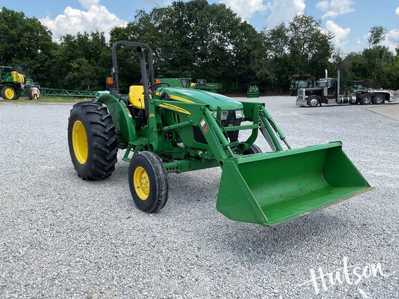 Photo of 2015 John Deere 5055E