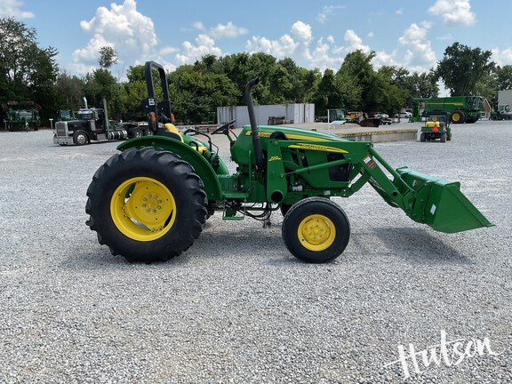 Photo of 2015 John Deere 5055E
