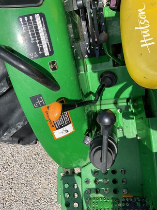 Photo of 2015 John Deere 5055E