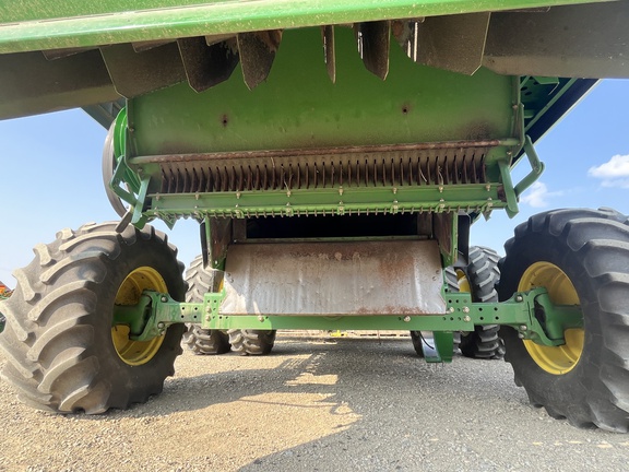 Used 2009 John Deere 9870 STS Combines at Horizon Ag & Turf in Lloydminster, AB - Photo10