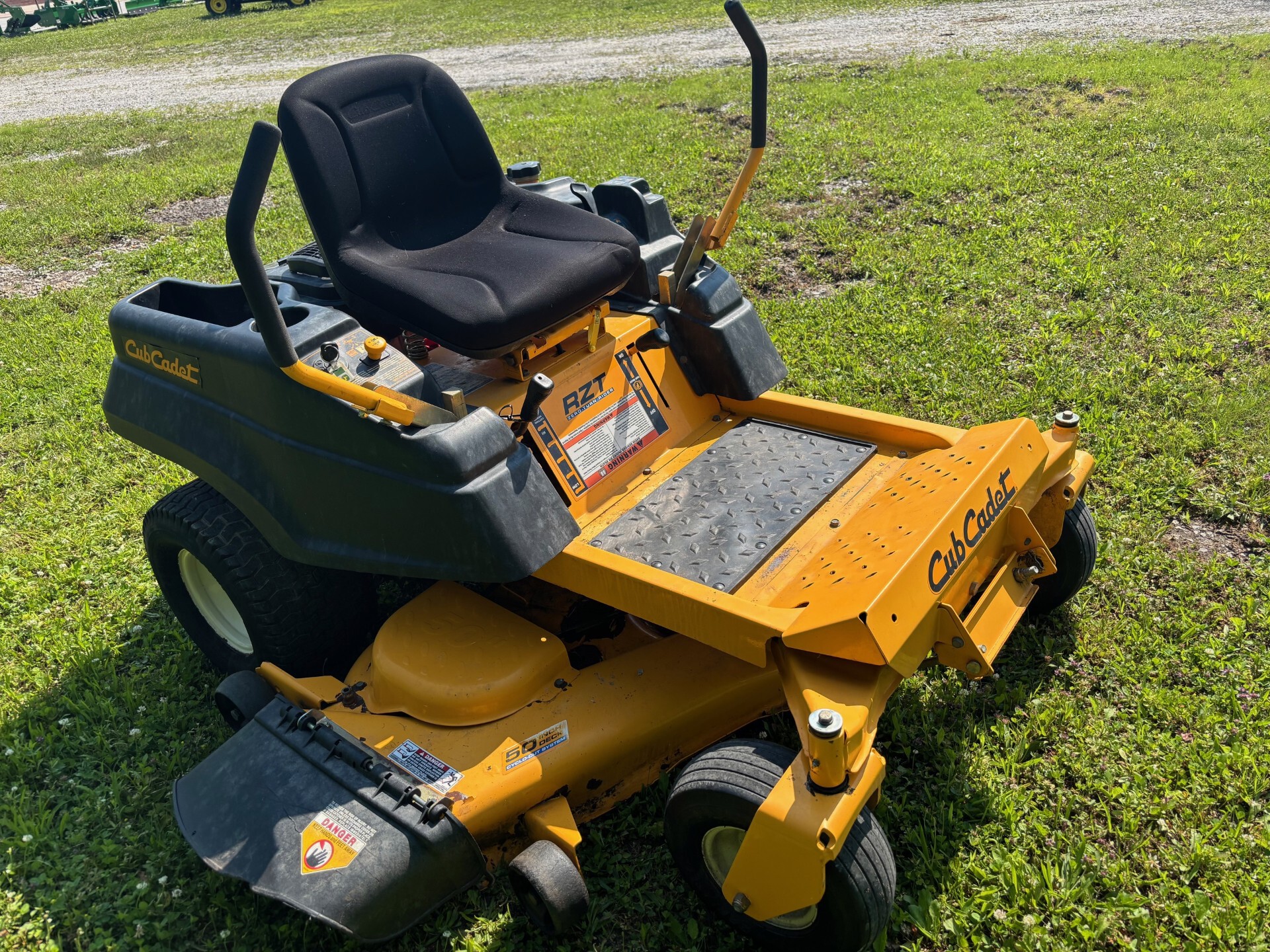 Cub Cadet RZT50 Image 1