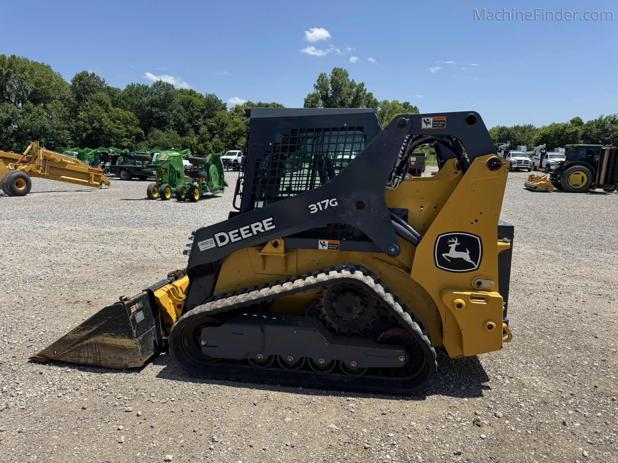 2023 John Deere 317G Image 1