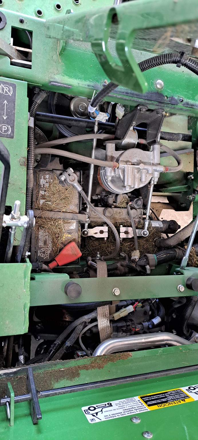 2023 John Deere Z997R Image 13