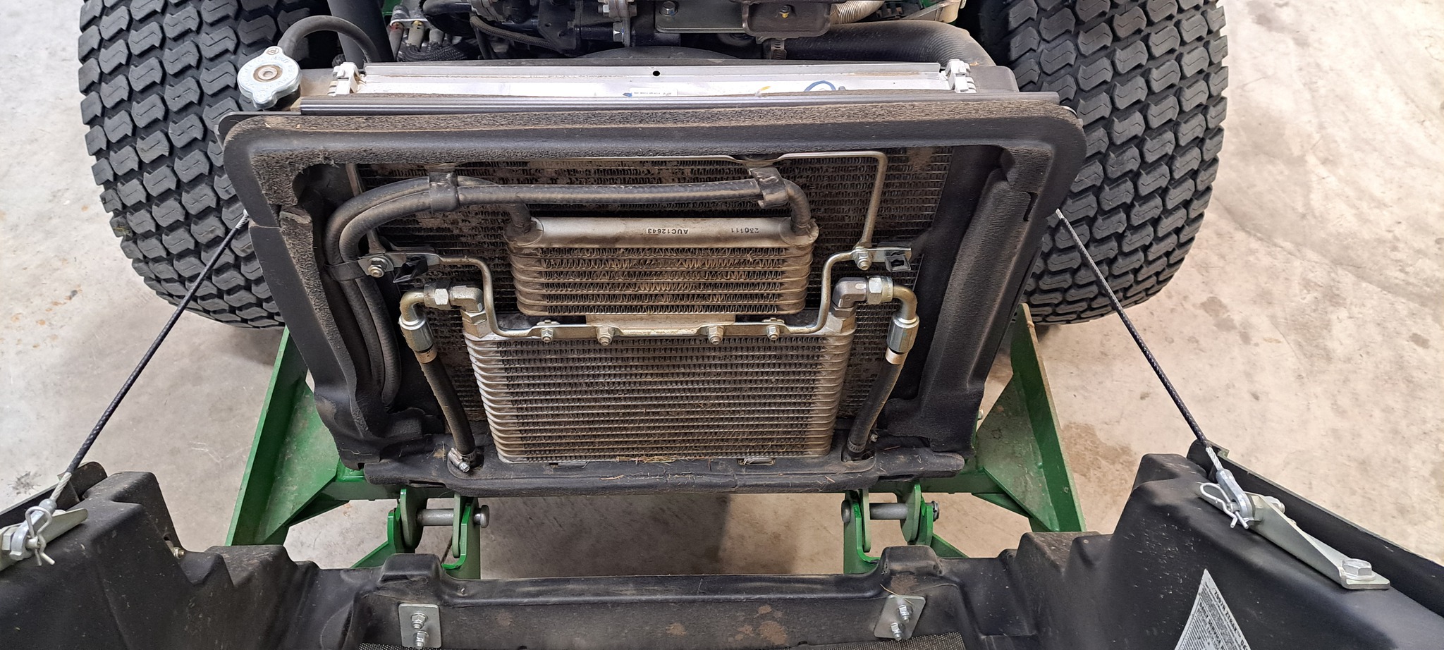 2023 John Deere Z997R Image 14