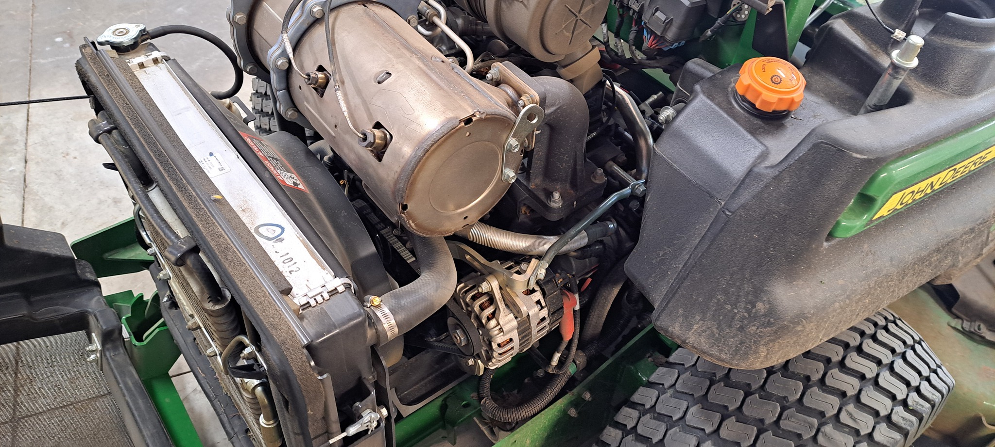 2023 John Deere Z997R Image 15