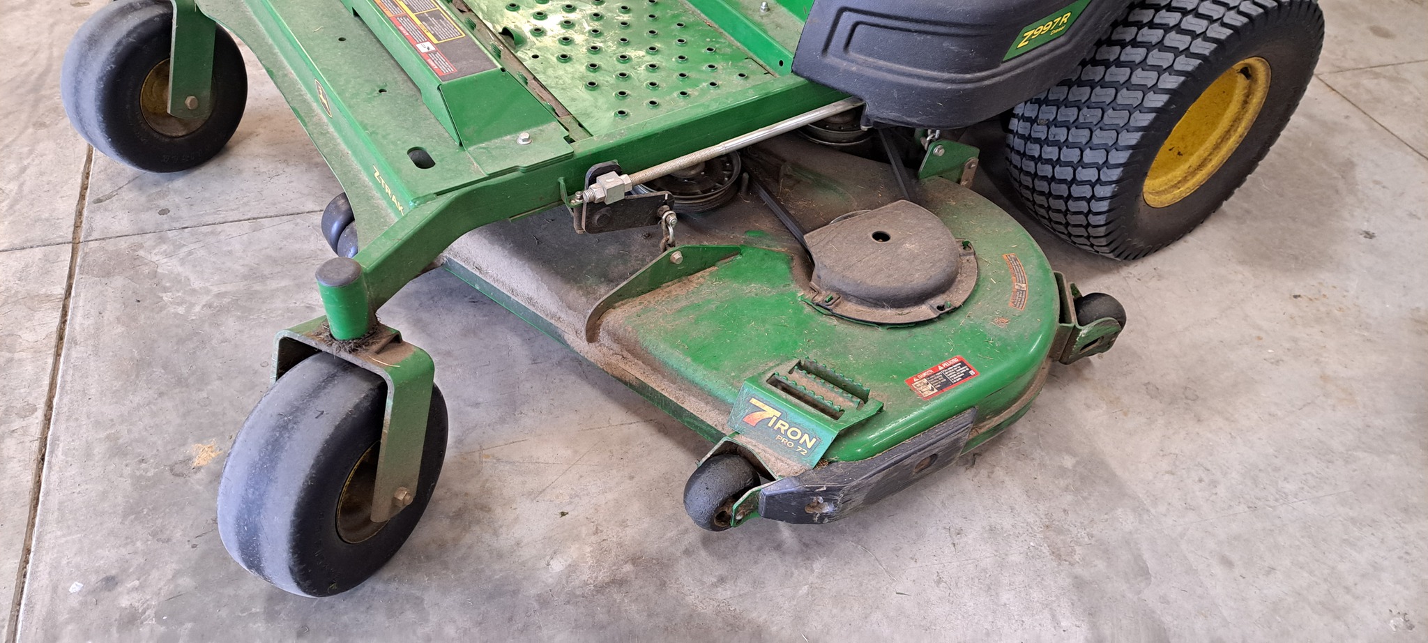 2023 John Deere Z997R Image 6
