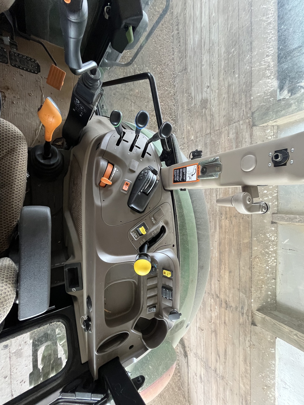 2023 John Deere 5130M Image 7