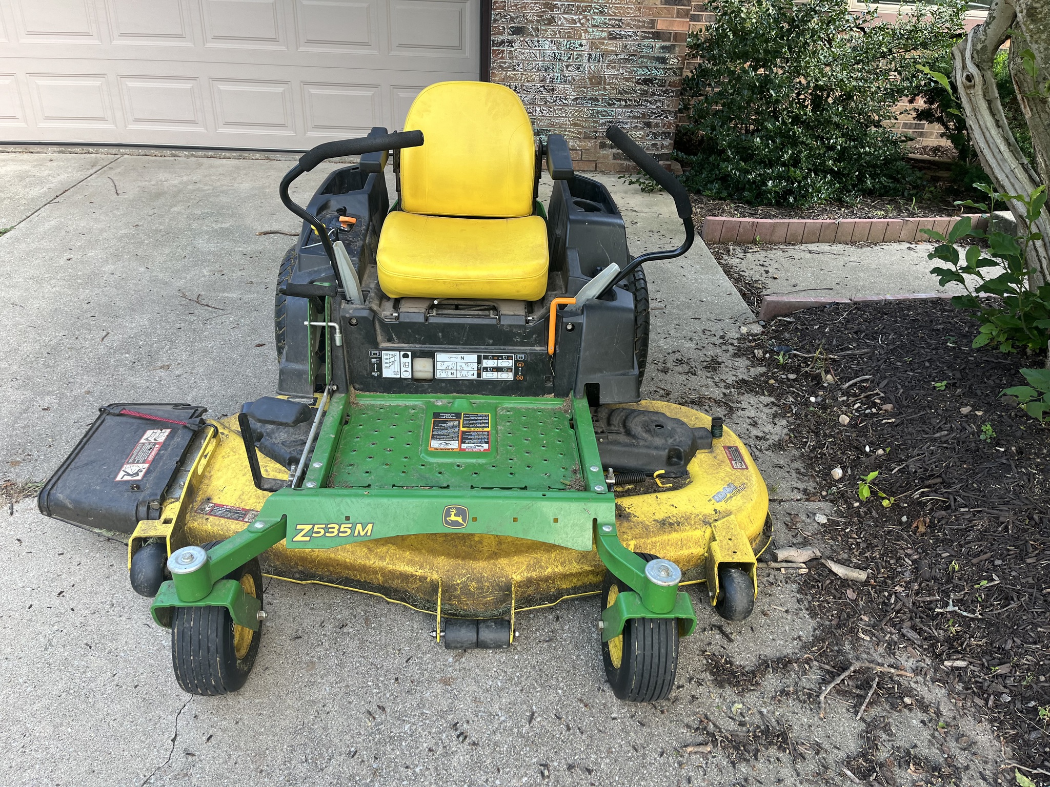 2019 John Deere Z535M Image 8