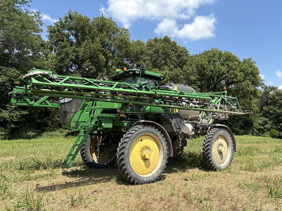 Photo of 2019 John Deere R4044