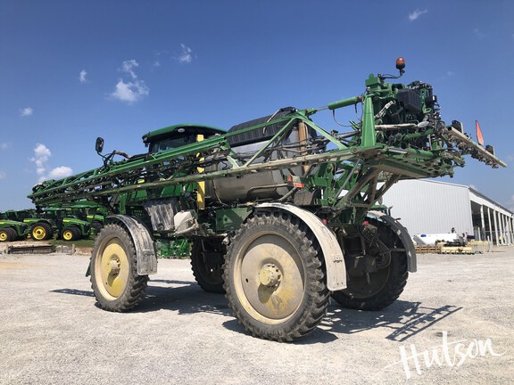 Photo of 2019 John Deere R4044