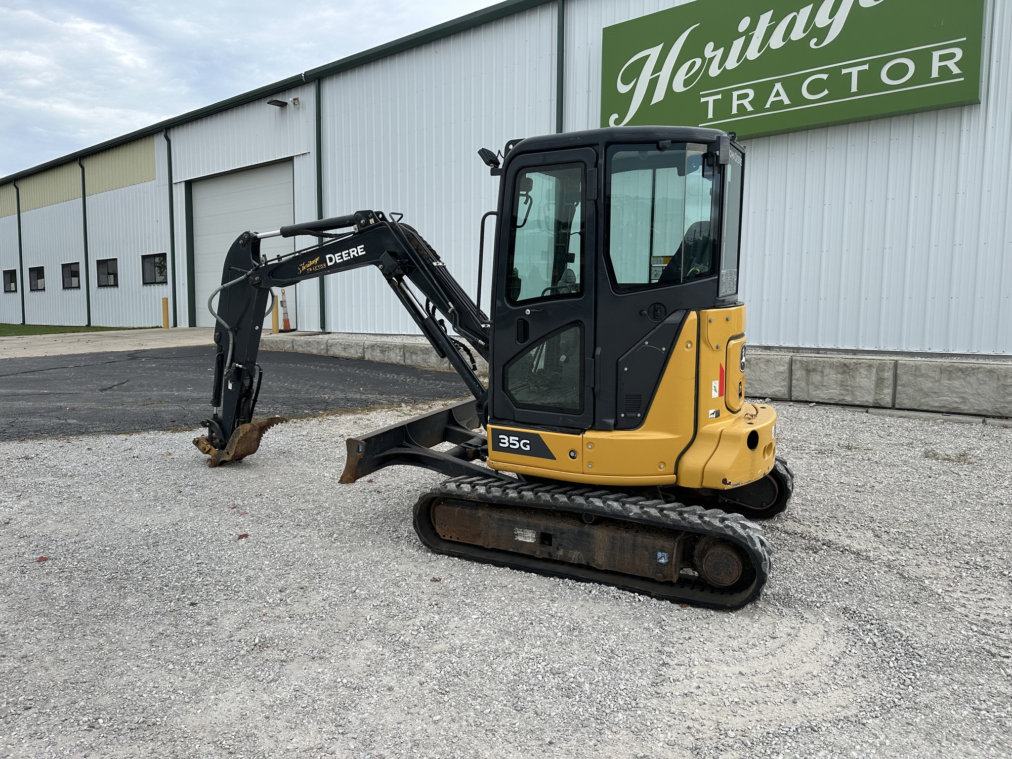  2022 John Deere 35G at Heritage Tractor in Joplin, MO