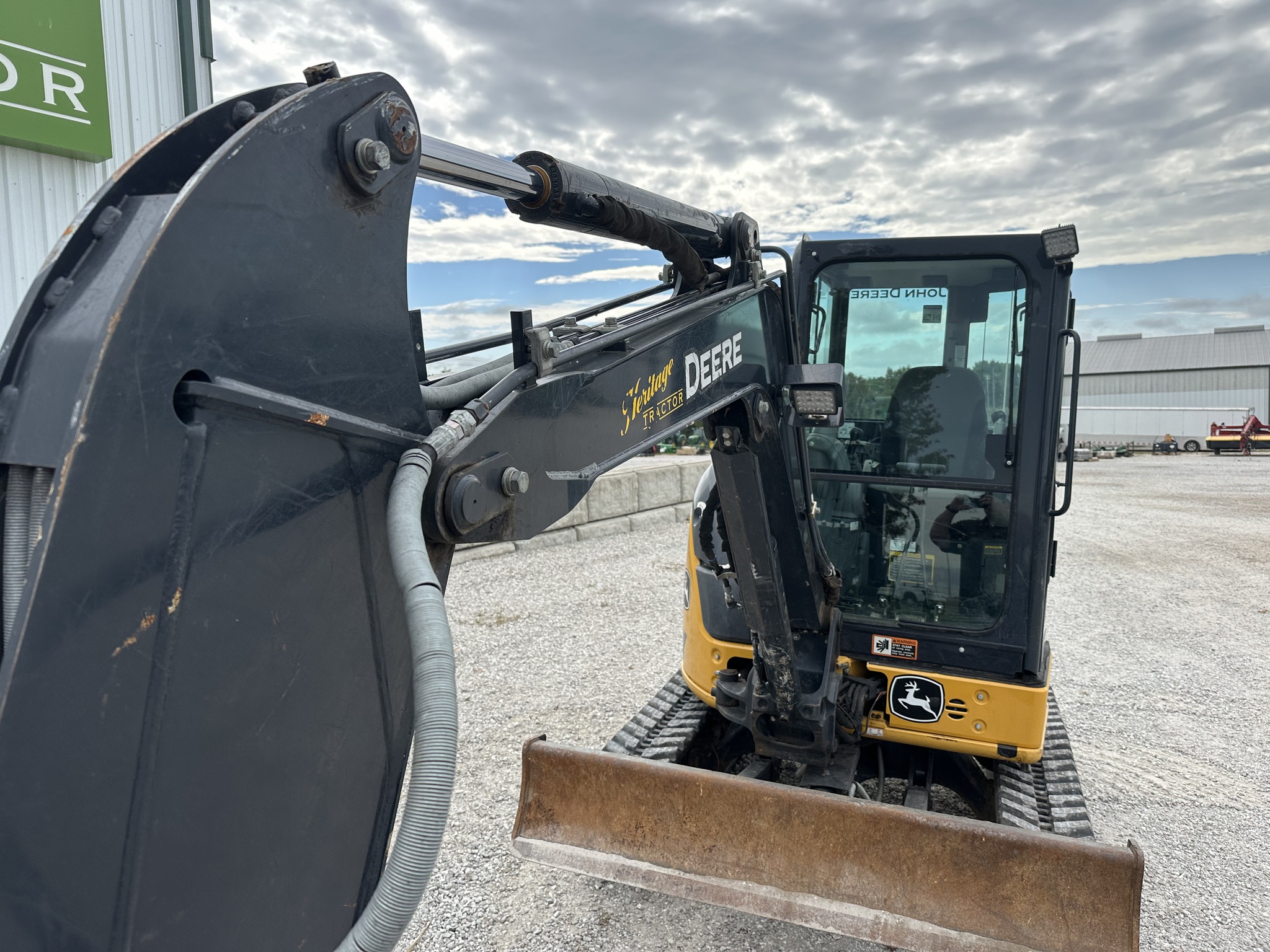  2022 John Deere 35G at Heritage Tractor in Joplin, MO