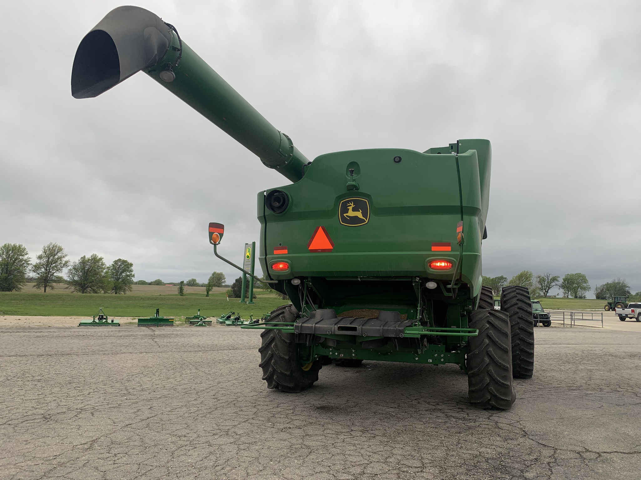  2021 John Deere S780 at Heritage Tractor in Baldwin City, KS