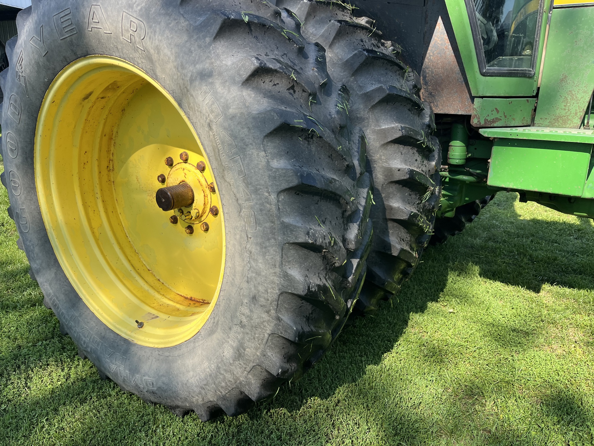 1979 John Deere 4840 Image 12