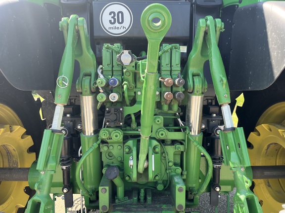 2025 John Deere 6M 165 - Photo29