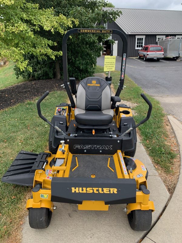 2025 Hustler FASTRAK Image 4