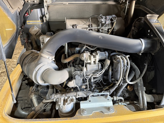 2021 John Deere 204L - Photo3