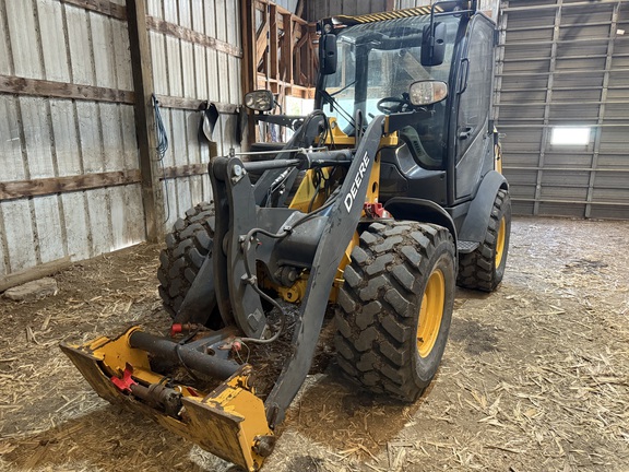 2021 John Deere 204L - Photo14