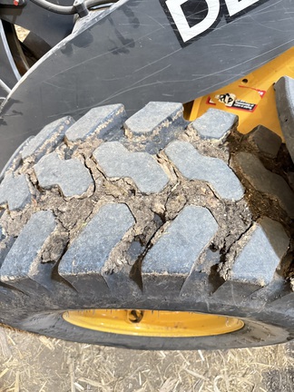 2021 John Deere 204L - Photo4