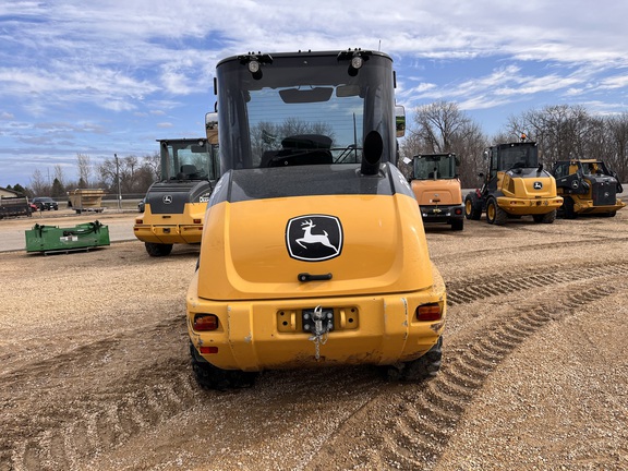 2021 John Deere 204L - Photo6