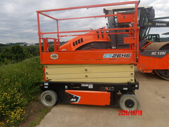 Photo of a 2024 JLG ES2646