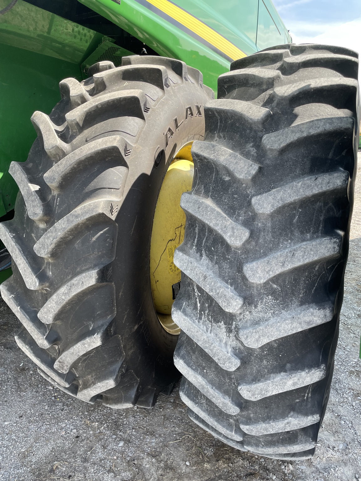2008 John Deere 9670 STS Image 11