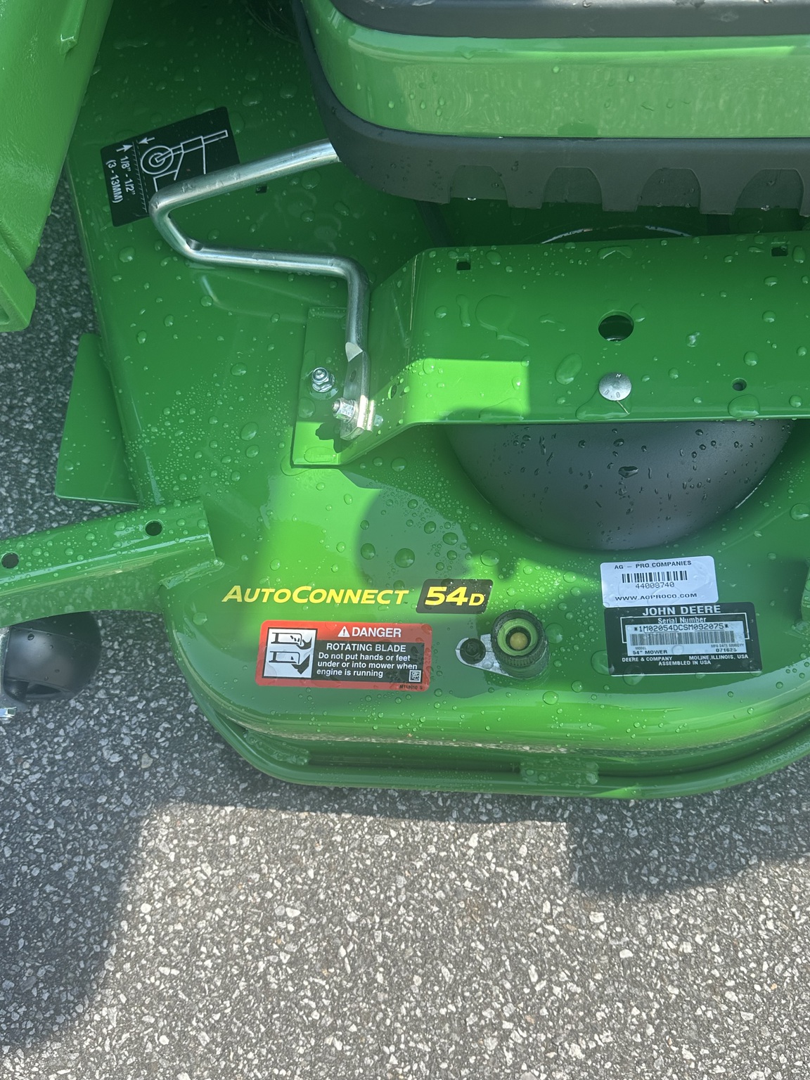 2024 John Deere 1025R Image 6