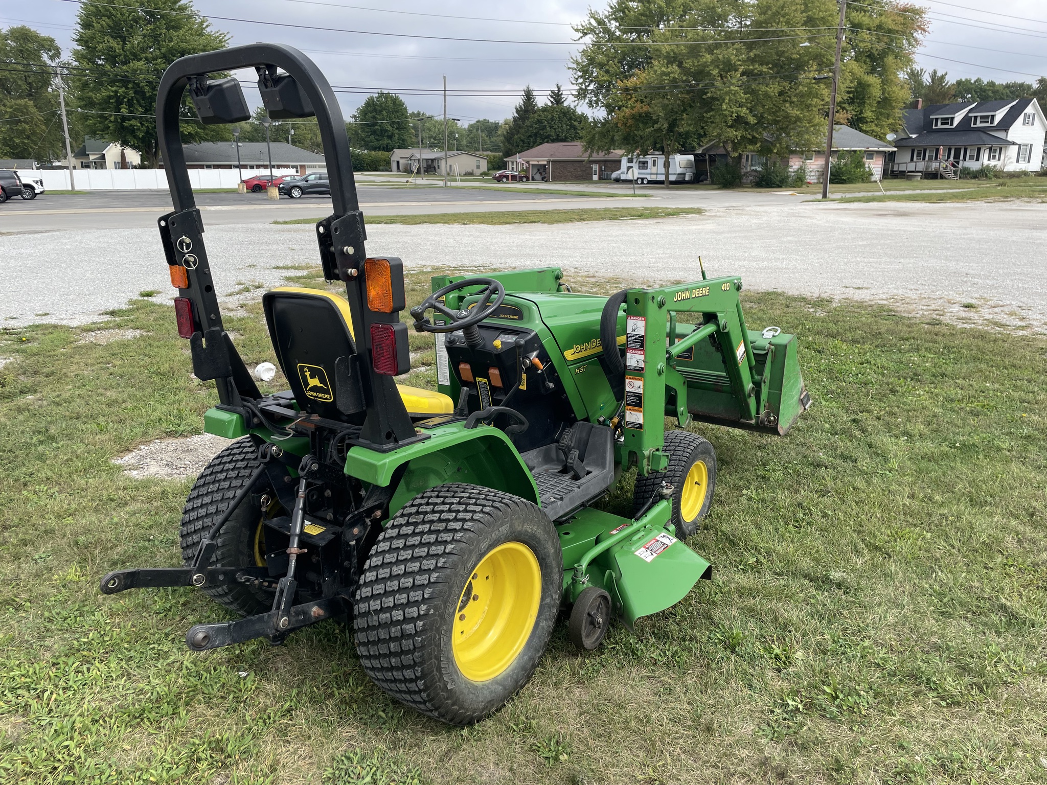 2002 John Deere 4010 Image 4