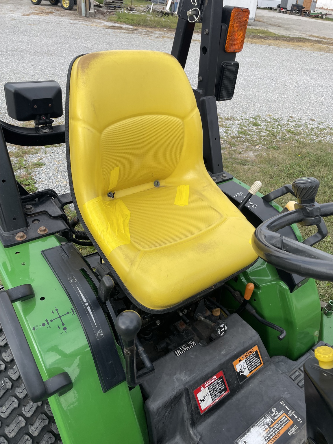 2002 John Deere 4010 Image 10