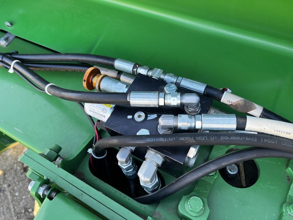 2019 John Deere 560R - Photo16