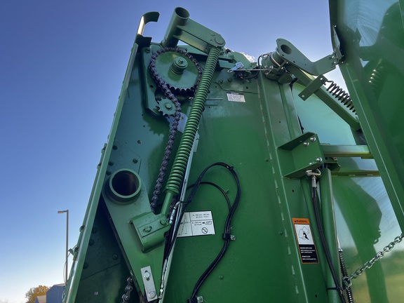 2019 John Deere 560R - Photo27