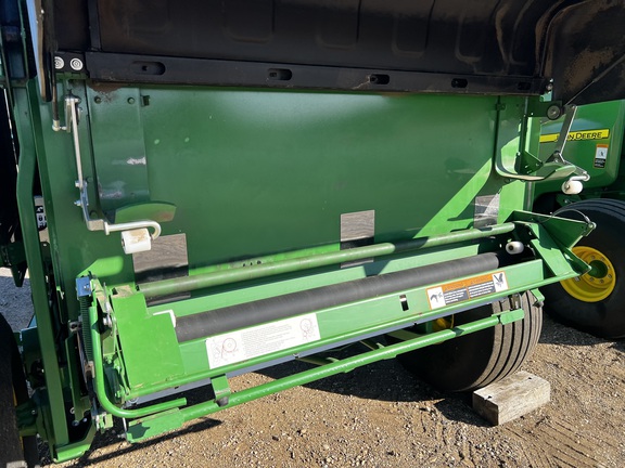2019 John Deere 560R - Photo29