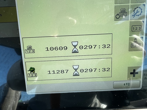 2019 John Deere 560R - Photo31