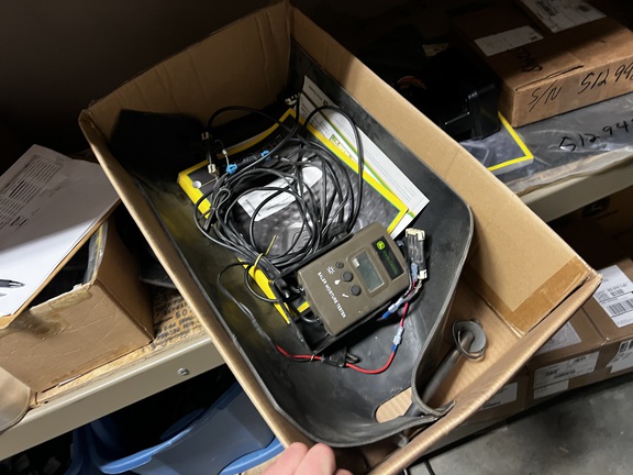 2019 John Deere 560R - Photo32