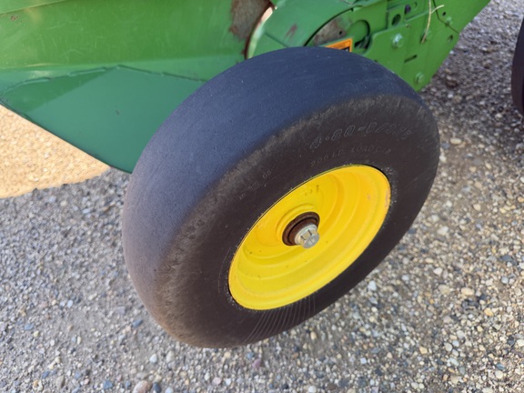 2019 John Deere 560R - Photo9